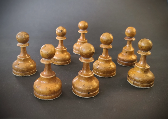 Chuck Grau – Soviet and Late Tsarist Chess Sets