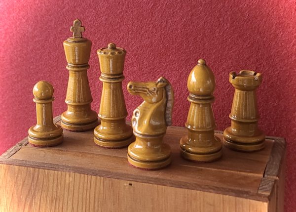White Argentine Championship Chess Set
