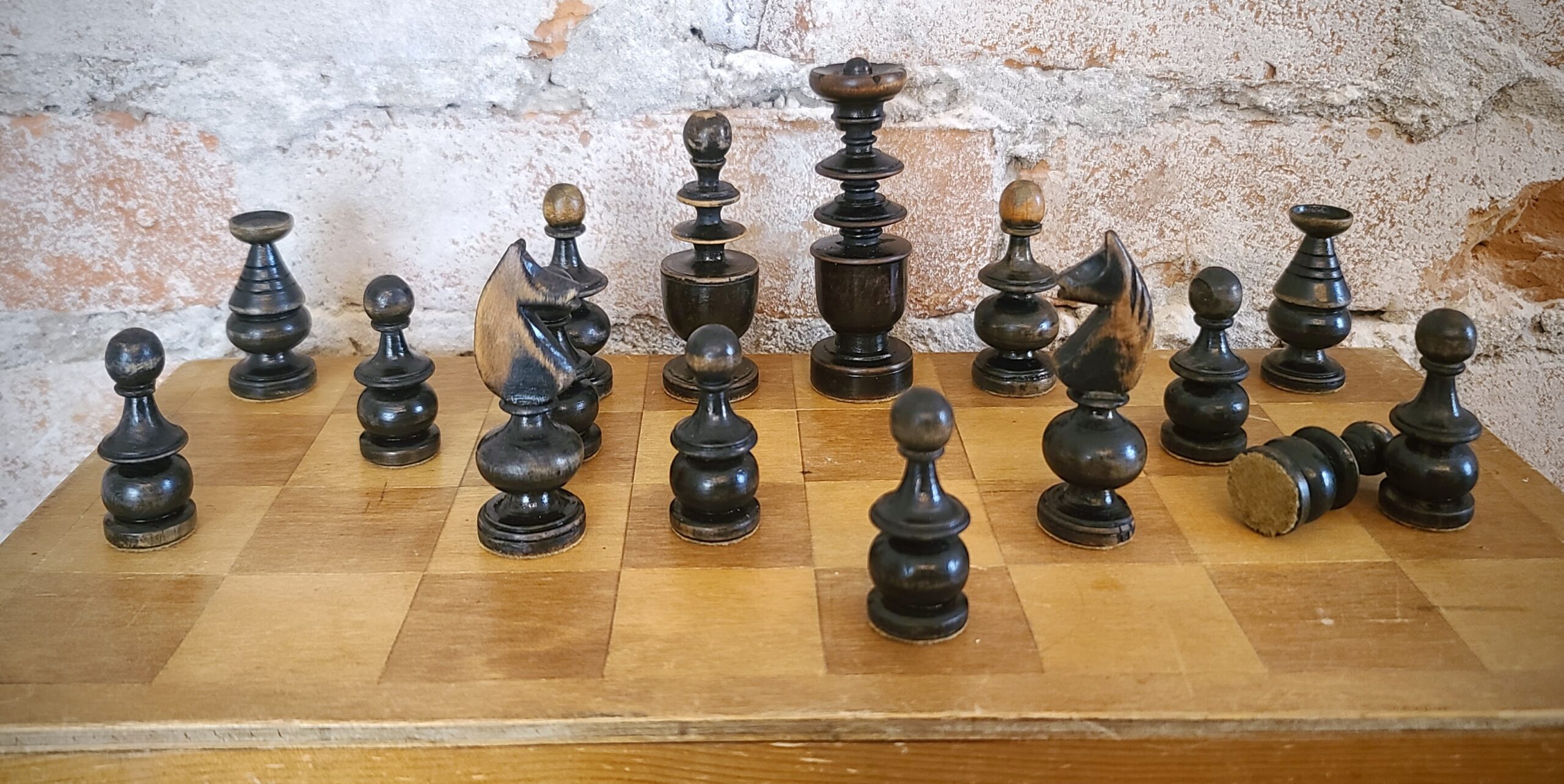 Regence Pattern Chess Set French Style Chess Pieces 